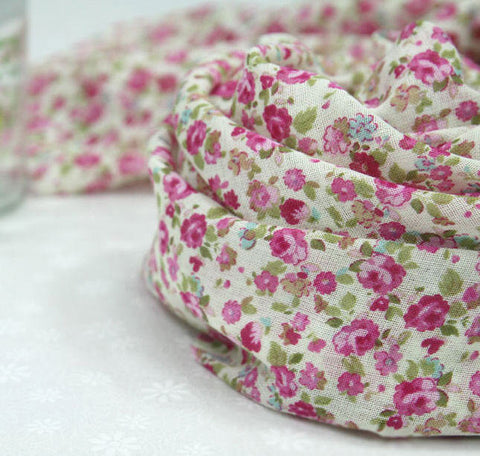 Flower Cotton Gauze Fabric, Floral Gauze - 44" Wide - Fabric By the Yard 85817 / 82439